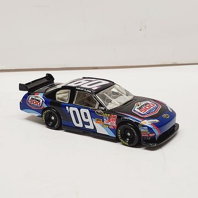 Daytona 500 Diecast Car #9