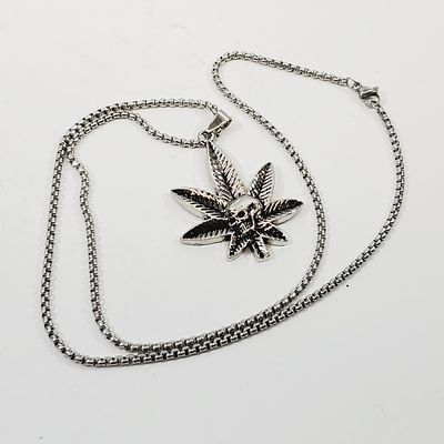 Happy Leaf with Skull Pendant Necklace 22"