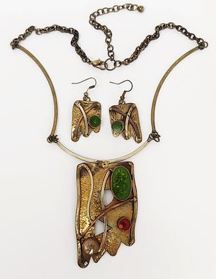 שרשרת עם תליון וזוג עגילים מודרניסטיים בעבודת יד - מתכות מעורבות בסגנון Confetti Lucite. Confetti 