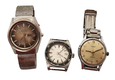שלושה שעוני יד וינטג' – Orient, Philly, Lejon
Set of Three Vintage Wristwatches – Orient 