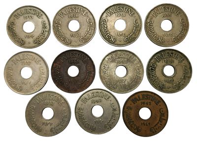 11 מטבעות 10 עשר מיל – רוב שנות ההנפקה - פלשתינה ארץ ישראל | ממשלת המנדט הבריטי
Coins – 10 