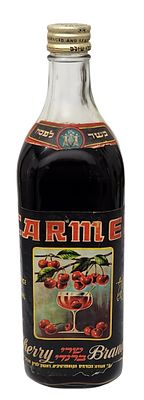 שרי ברנדי – כרמל מזרחי - Carmel Cherry Brandy שנות ה־60 בקירוב
. נפח: 750 מ״ל 
אלכוהול: 32% 