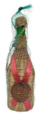 יין קומראן – אשכול יצרני יינות מובחרים – ירושלים. בקבוק יין אספני עטוף קליעה מסורתית, ישראל, ככל 