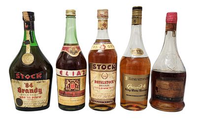 5 בקבוקי ברנדי ישראלי – שנות ה־60–70
איסוף עצמי בלבד. שטוק 84 זהב – Brandy Stock ’84 Gold Seal 