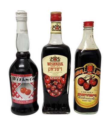 ליקר וישניאק (דובדבנים) – שלושה בקבוקים - ייצור ישראלי, אליעז ושטוק - שנות ה־60–90
. אליעז – 