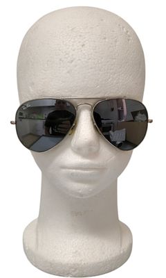 Ray-Ban Aviator Sunglasses – Vintage Bausch & Lomb, USA. Classic Ray-Ban aviator sunglasses 