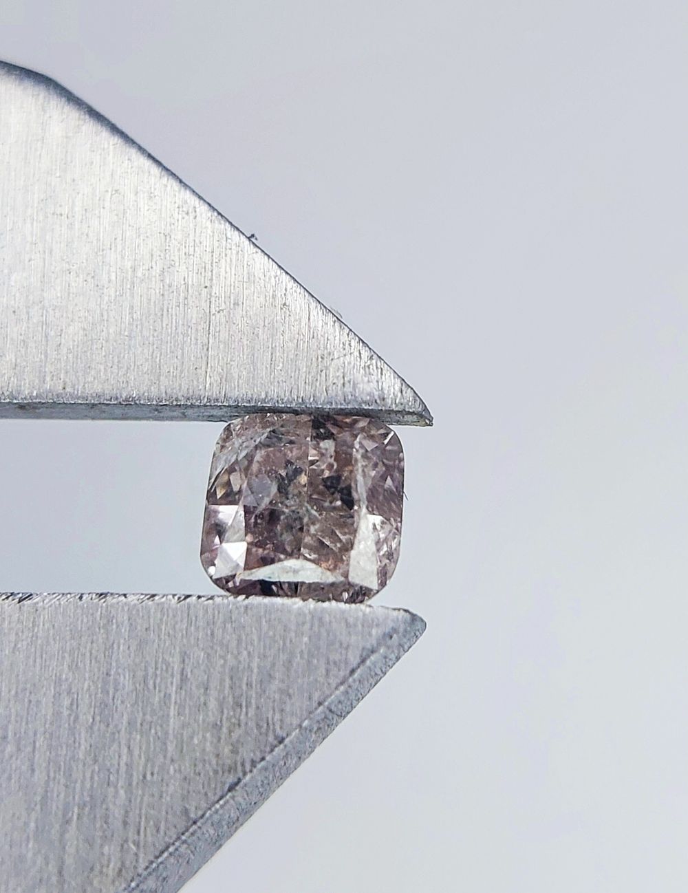 Galeria BB | Auction 100% Natural Diamonds with Certificates