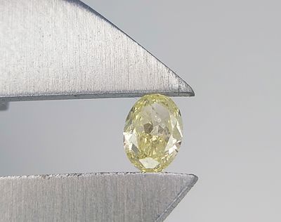 NATURAL BRILLIANT DIAMOND 0.25 CT P1 GROSS VALUATION: $1390 USD. The subject of the offer is a 