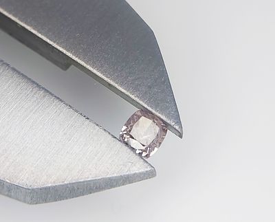 NATURAL BRILLIANT DIAMOND 0.25 CT P1 GROSS VALUATION: $1390 USD. The subject of the offer is a 