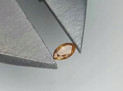 DIAMOND NATURAL BRILLIANT 0.07 CT P1 GROSS VALUATION: $320USD. The subject of the offer is a 