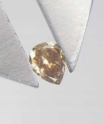 NATURAL BRILLIANT DIAMOND 0.20 CT Si2 GROSS VALUATION: $1,402 USD. The subject of the offer is a 