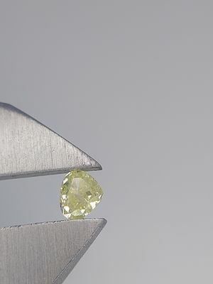 NATURAL BRILLIANT DIAMOND 0.23 CT P1 GROSS VALUATION: $1267USD. The subject of the offer is a 