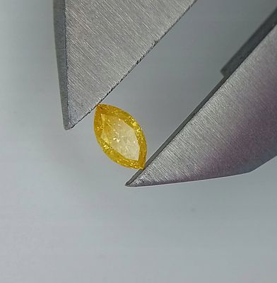 NATURAL BRILLIANT DIAMOND 0.17 P2 CT GROSS VALUATION: $529USD. The subject of the offer is a 