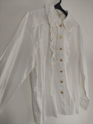 חולצה של אסקדה