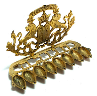 חנוכייה ישראלית מפליז, בכיתוב ירושלים ולוחות הברית 23 ס"מ