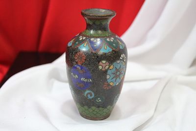 An Antique Japanese Cloisonne Vase. 3 5/8" tall