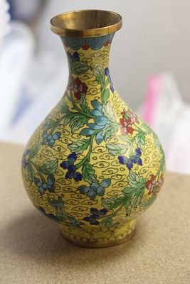 Antique Chinese Cloisonne Teardrop Vase. early 20th century - please note: one small dent 
