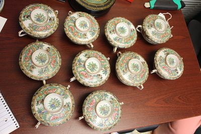 Set of 10 Chinese Rose Medallion Cups and Lids. 19th century - 4 1/2" across