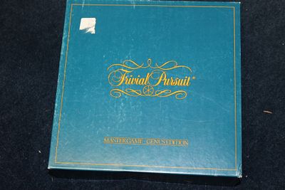 Trival Pursuit Game. Vintage