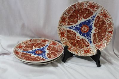 Set of 3 Japanese Imari Plates. please note: some ware - 7 1/4" in diameter - 19th century