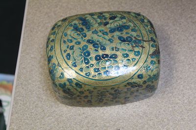 Paper Mache India Lacquer Box. 4 1/2" across
