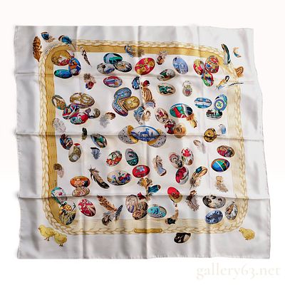 Herm&egrave;s Couv&eacute;e d'Herm&egrave;s Silk Scarf by Caty Latham. This Herm&egrave;s silk scarf features the Couv&eacute;e 