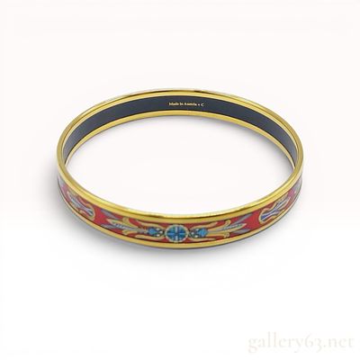 Hermes Enamel Bangle Bracelet with Stylized Foliate Motif. This Hermes bangle bracelet is 