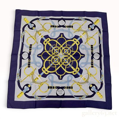 Hermes Eperon d'Or Silk Carre 90 Scarf. Hermes silk scarf in the Eperon d'Or (Golden Spur) 