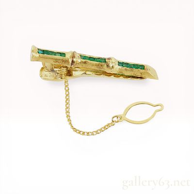 Gold-Plated Silver Bamboo Motif Tie Clip with Emeralds. A vintage tie clip featuring a textured 