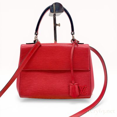 Louis Vuitton Red Epi Leather Cluny Handbag. Louis Vuitton Cluny handbag crafted from red 