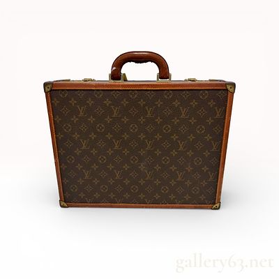 Louis Vuitton Vintage Monogram Diplomate Hardside Briefcase Monogram Canvas Brown. This vintage 