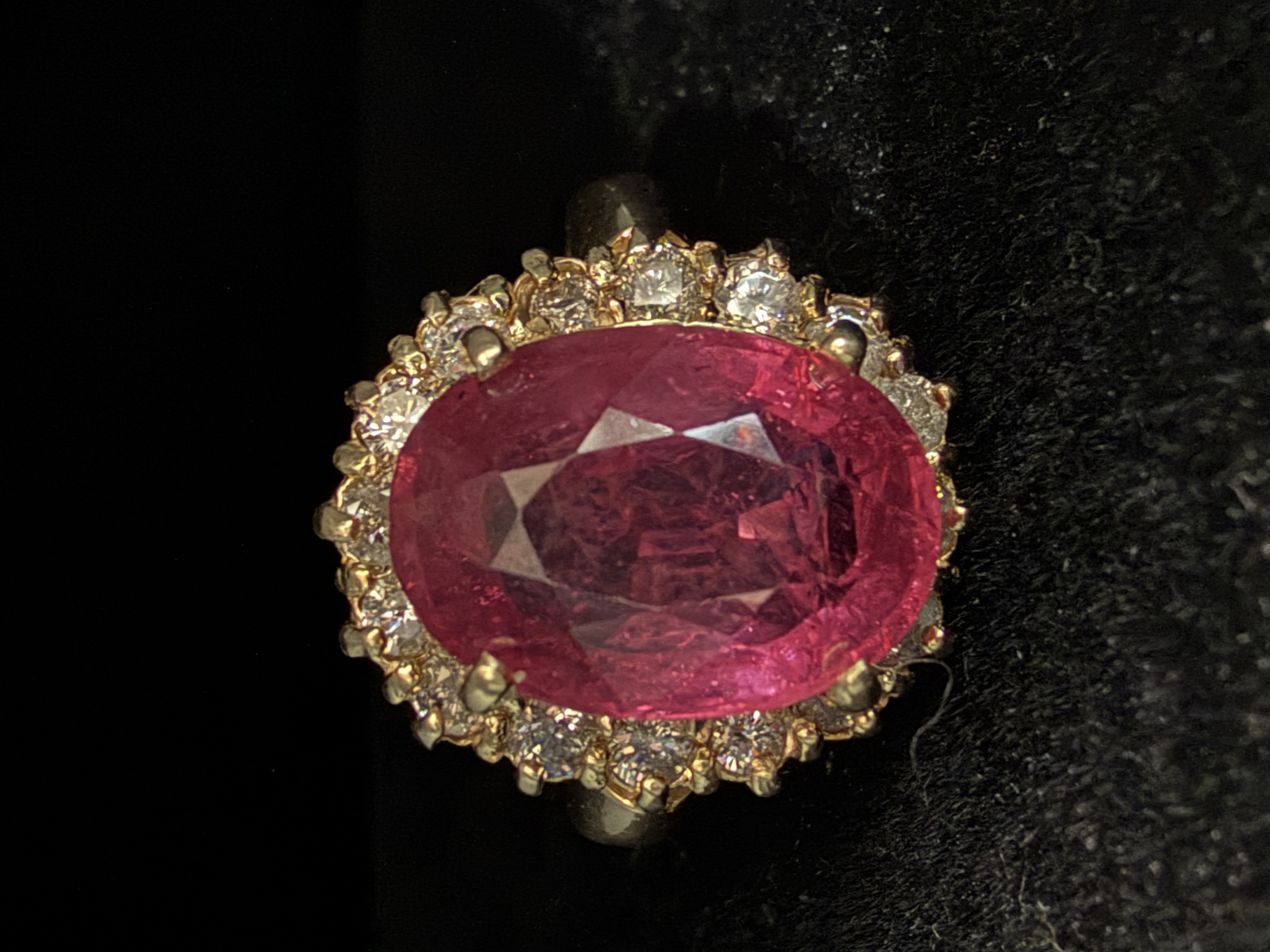 14K Yellow Gold 5.5 Carat Natural Ruby Ring
