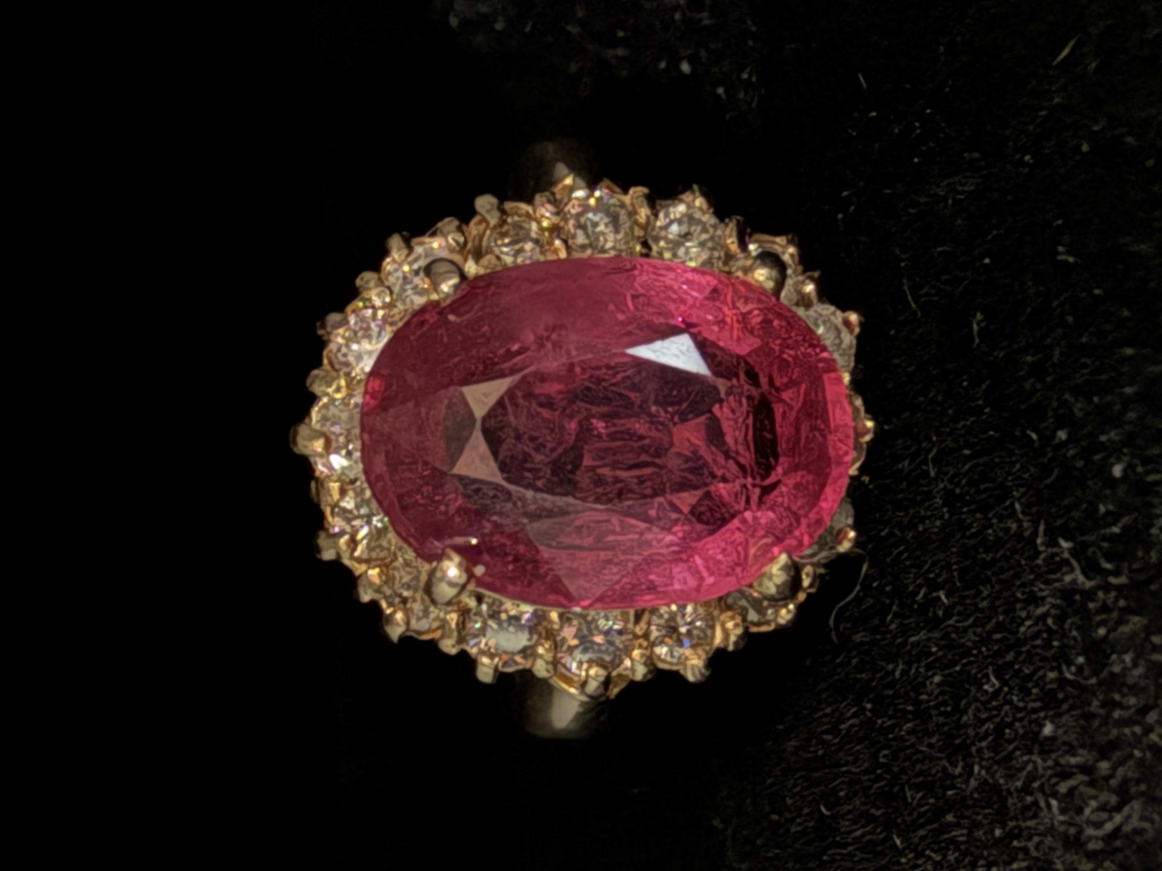 14K Yellow Gold 5.5 Carat Natural Ruby Ring