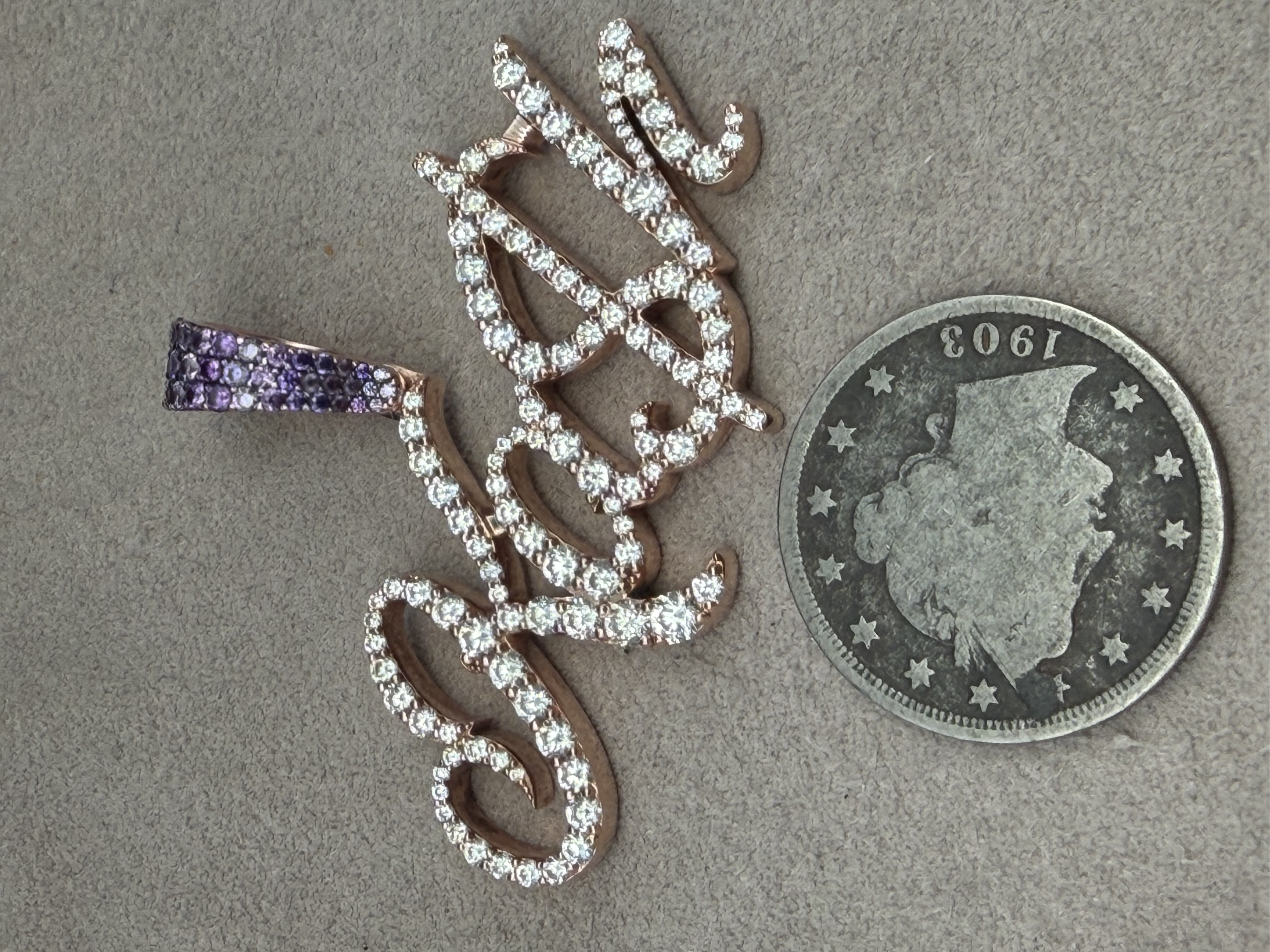 ICEBOX Custom Made “kash” Natural Diamond and Sapphire Pendant