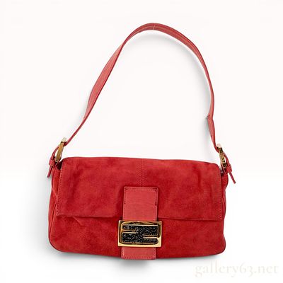 Fendi Red Suede Mama Baguette Shoulder Bag. A Fendi Mama Baguette shoulder bag constructed from 