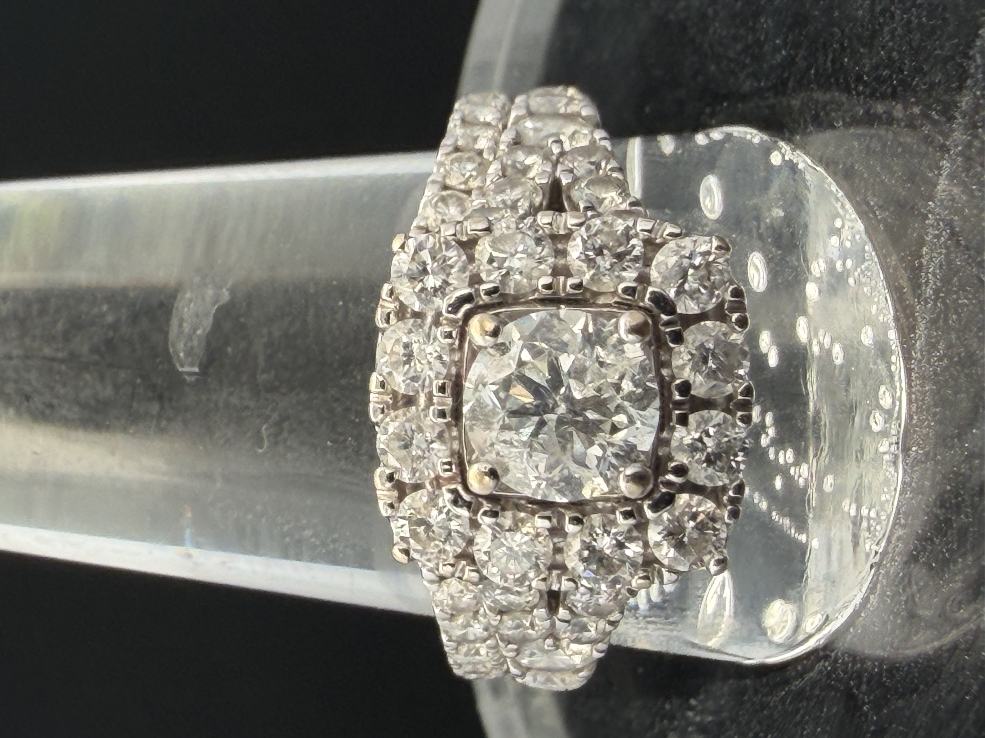 14K 3cttw Diamond Ring