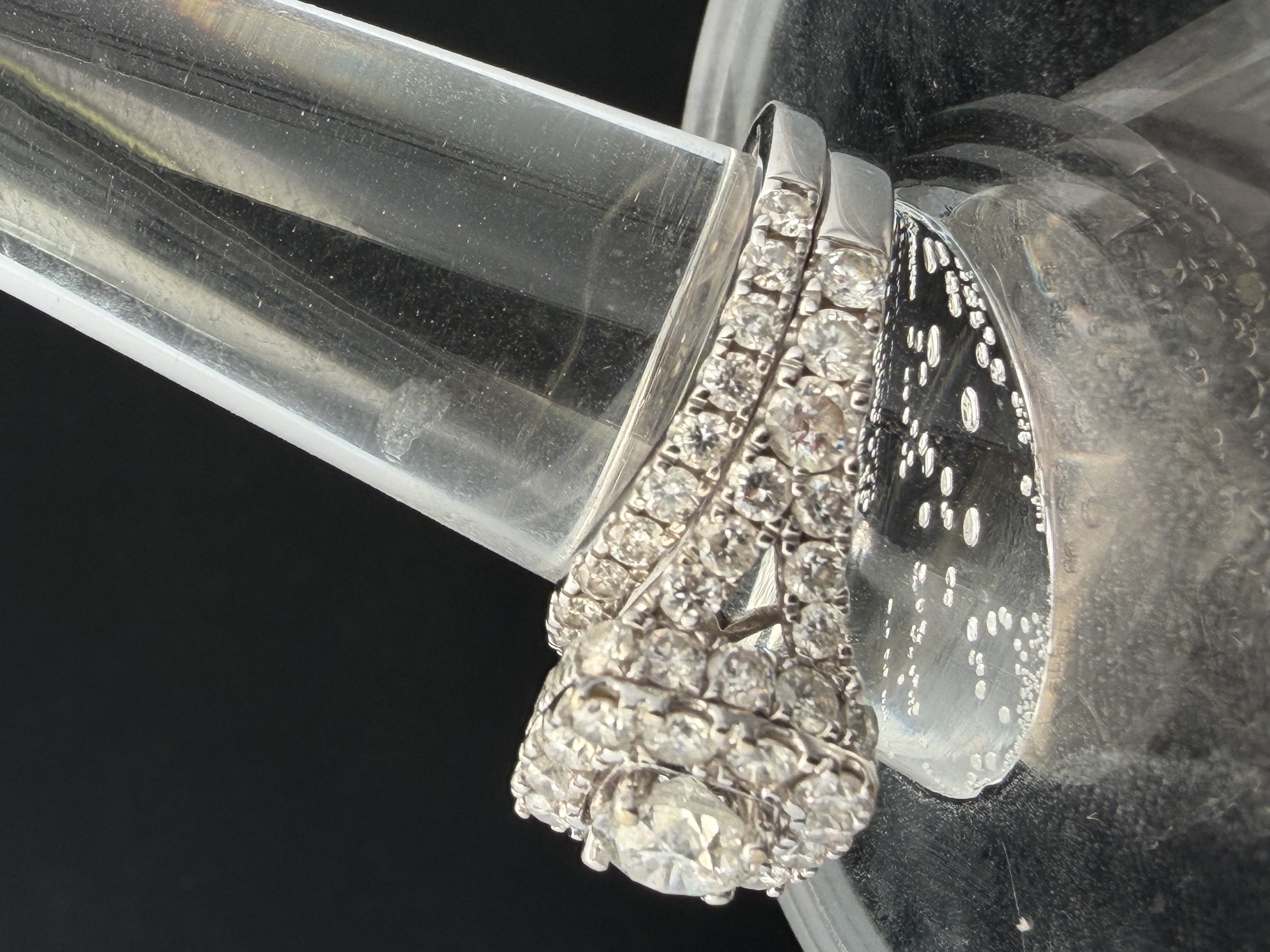 14K 3cttw Diamond Ring