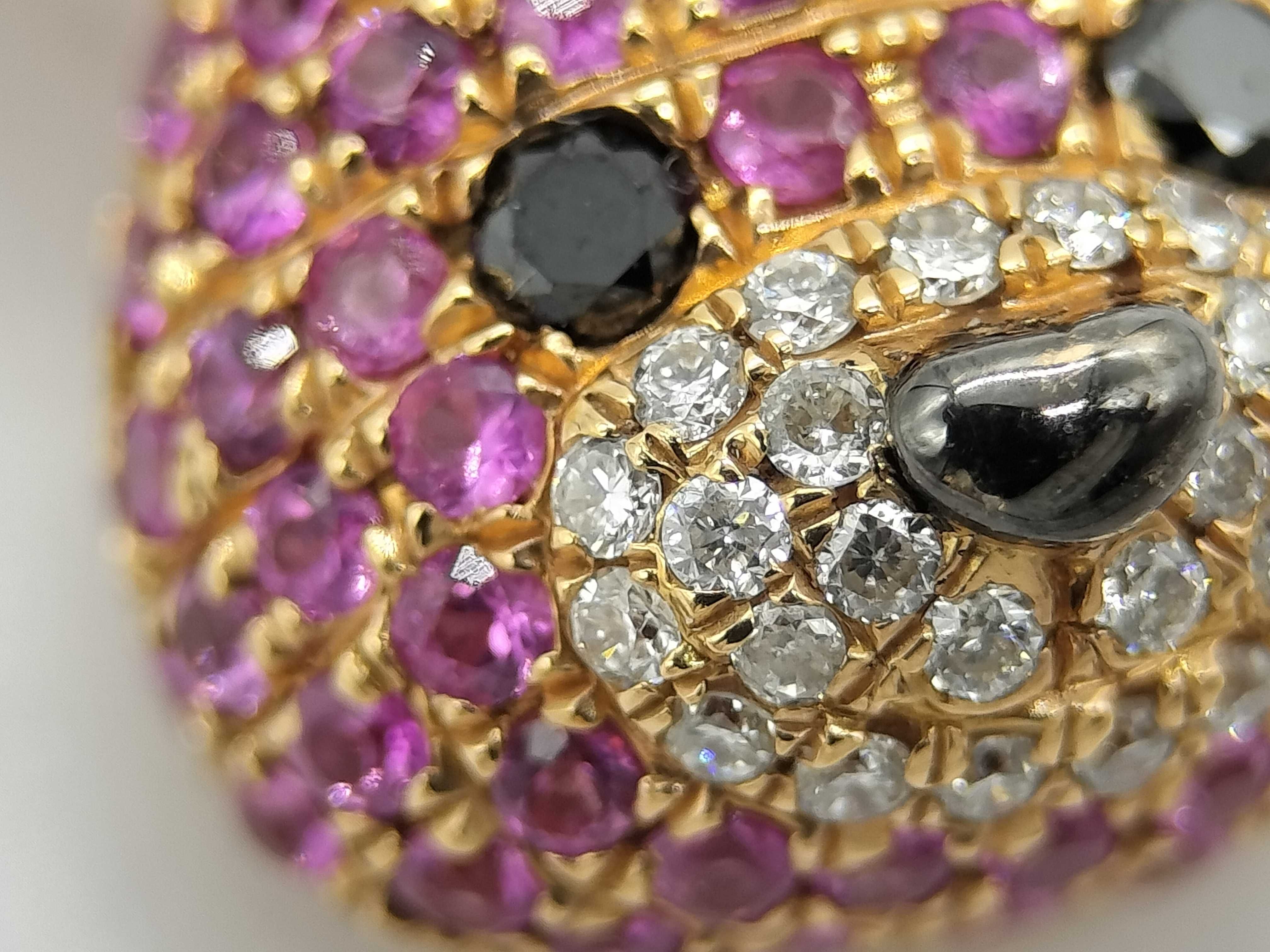 18K Yellow Gold Pink Sapphire and Diamond Rabbit Motif Pendant Necklace
