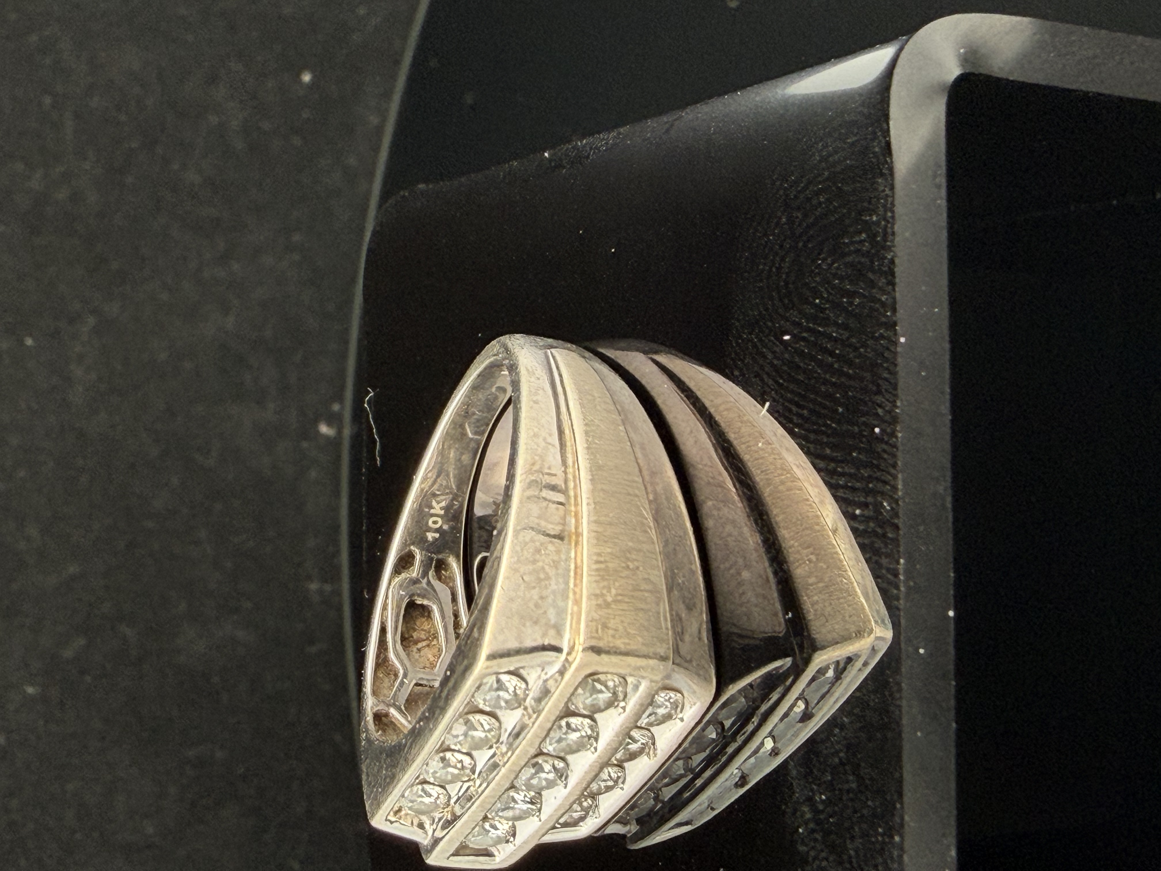 Men’s 10K White Gold Diamond Ring