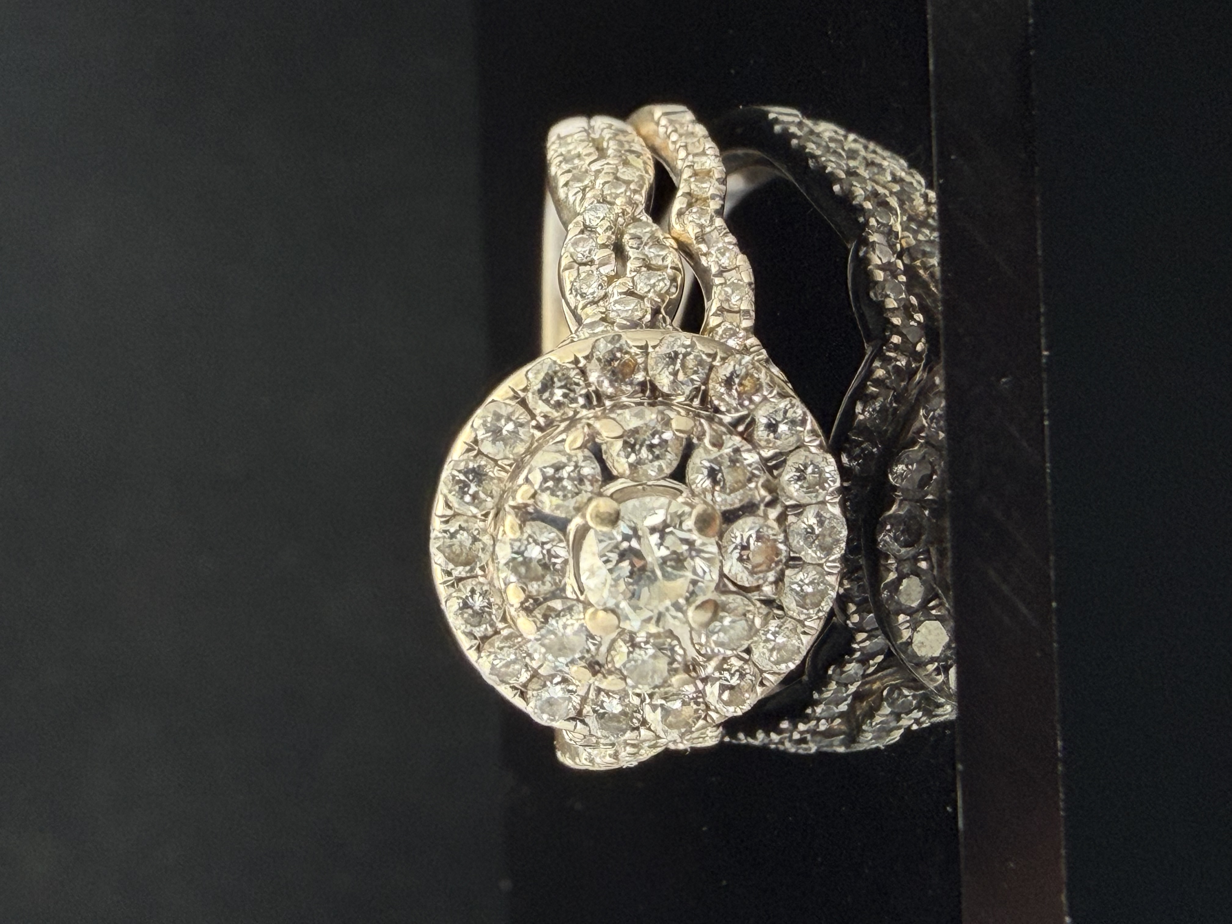 Estate 14K White Gold Diamond Ring
