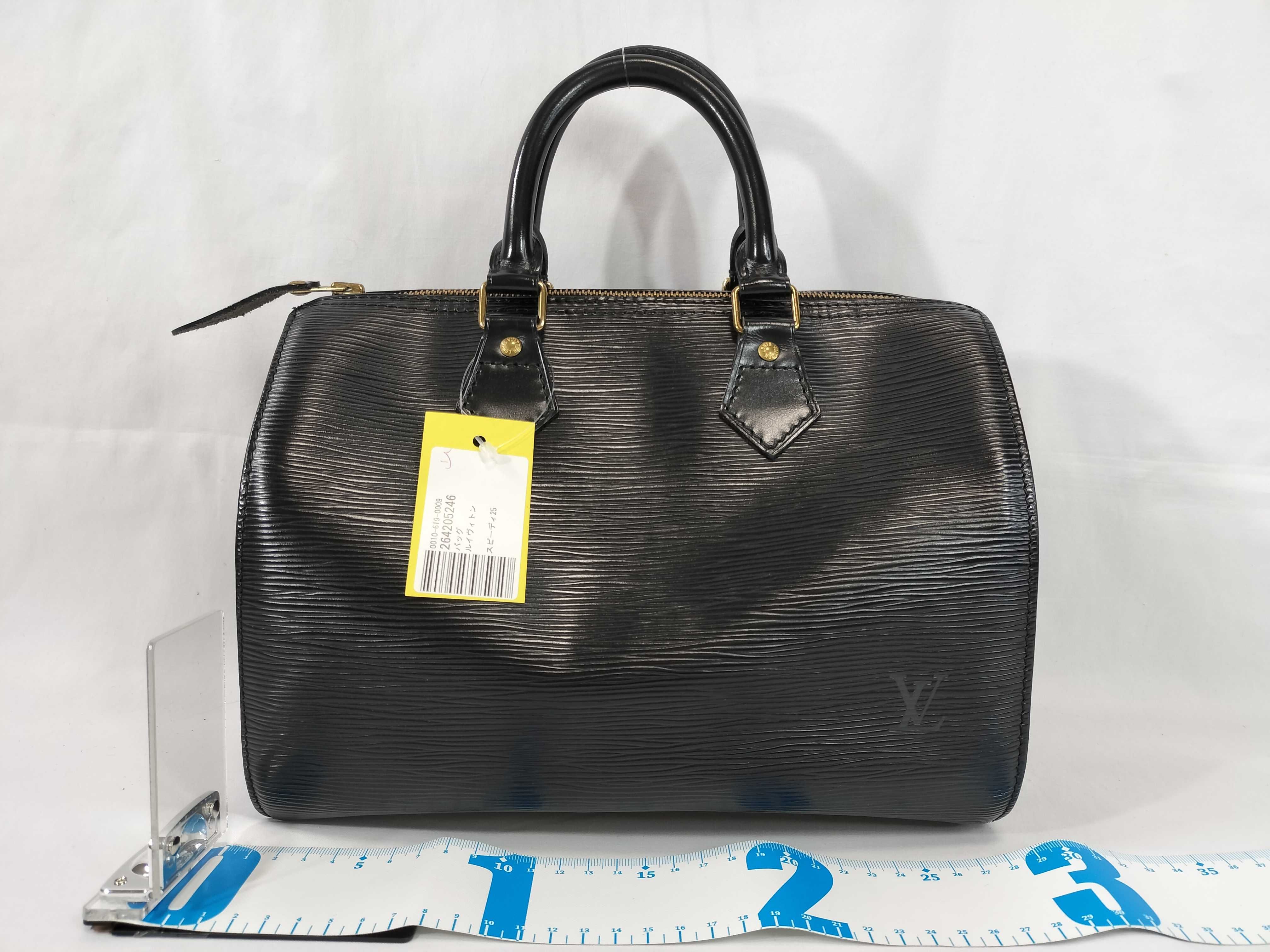 Louis Vuitton Black Epi Leather Speedy 25 Handbag