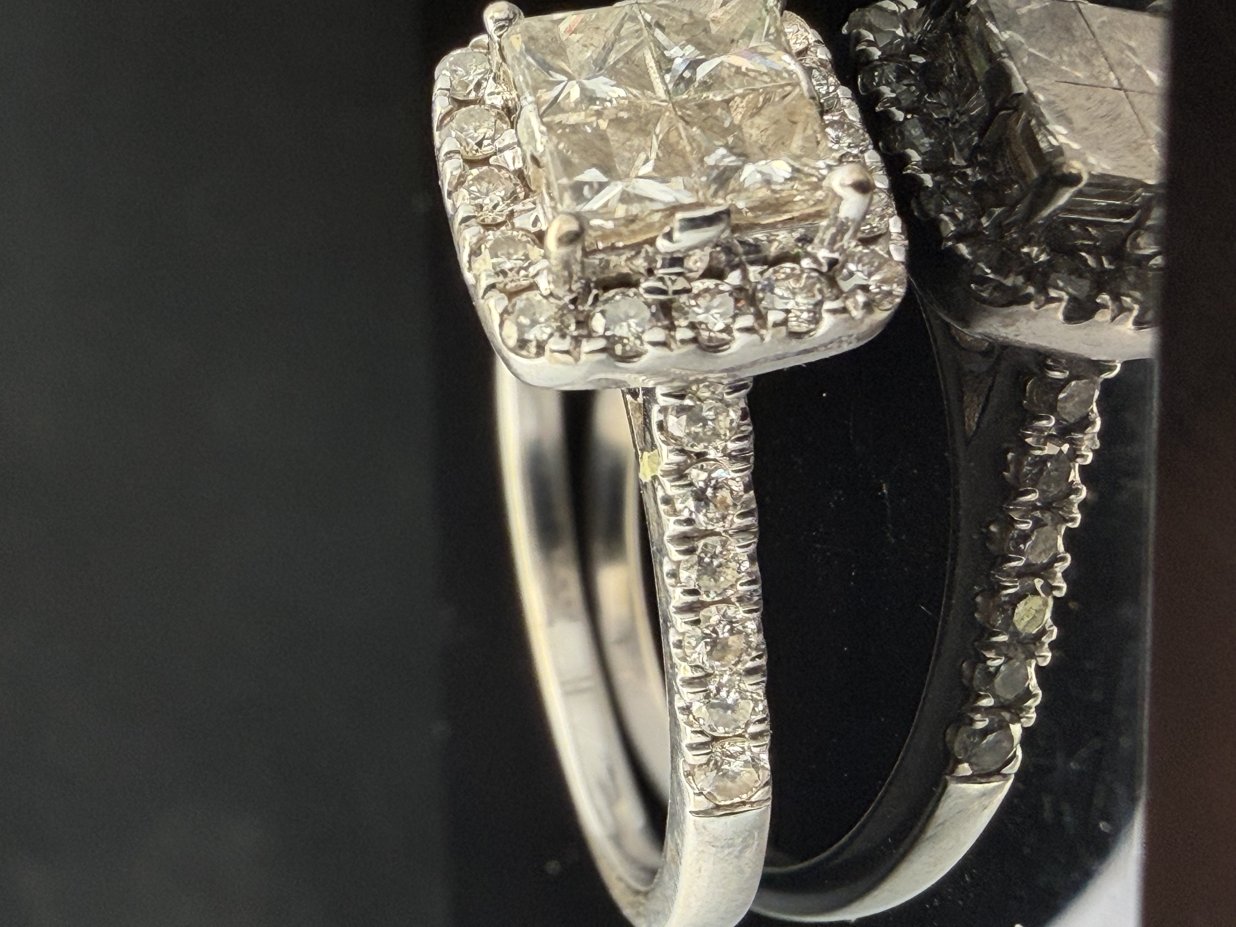 14K White Gold Diamond Engagement Ring