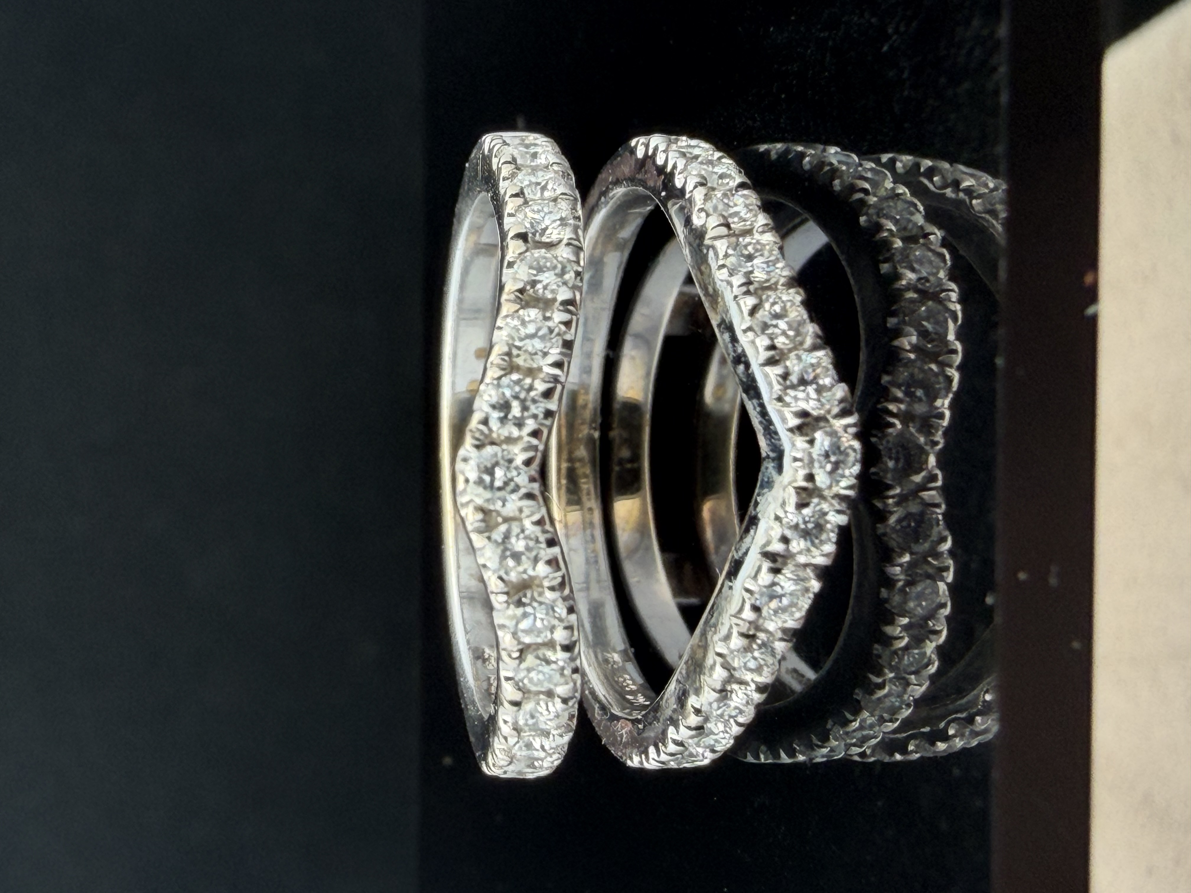 14K White Gold Natural Diamond Ring Guard