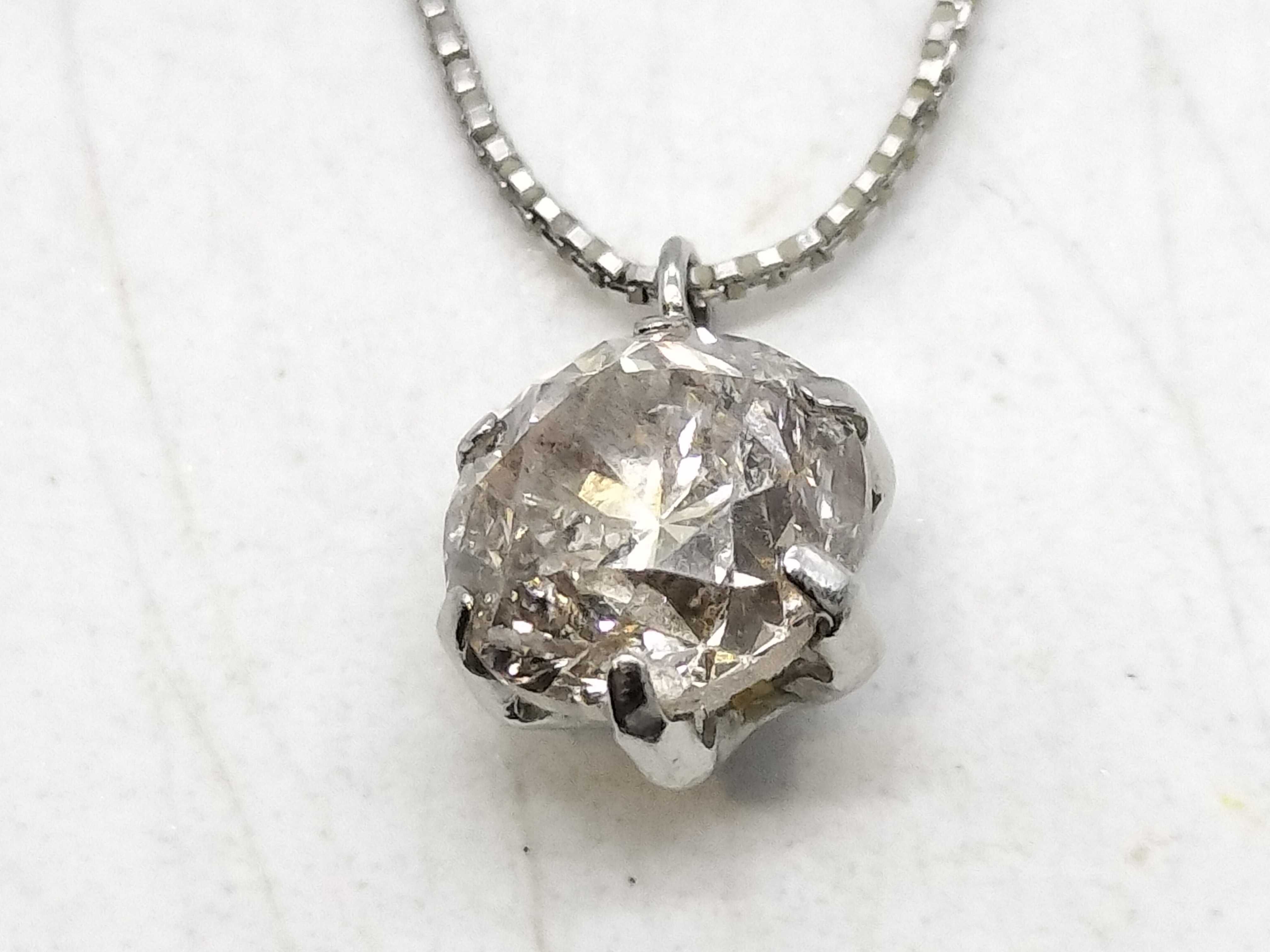 1.031 Carat Natural Diamond and Platinum Solitaire Pendant Necklace
