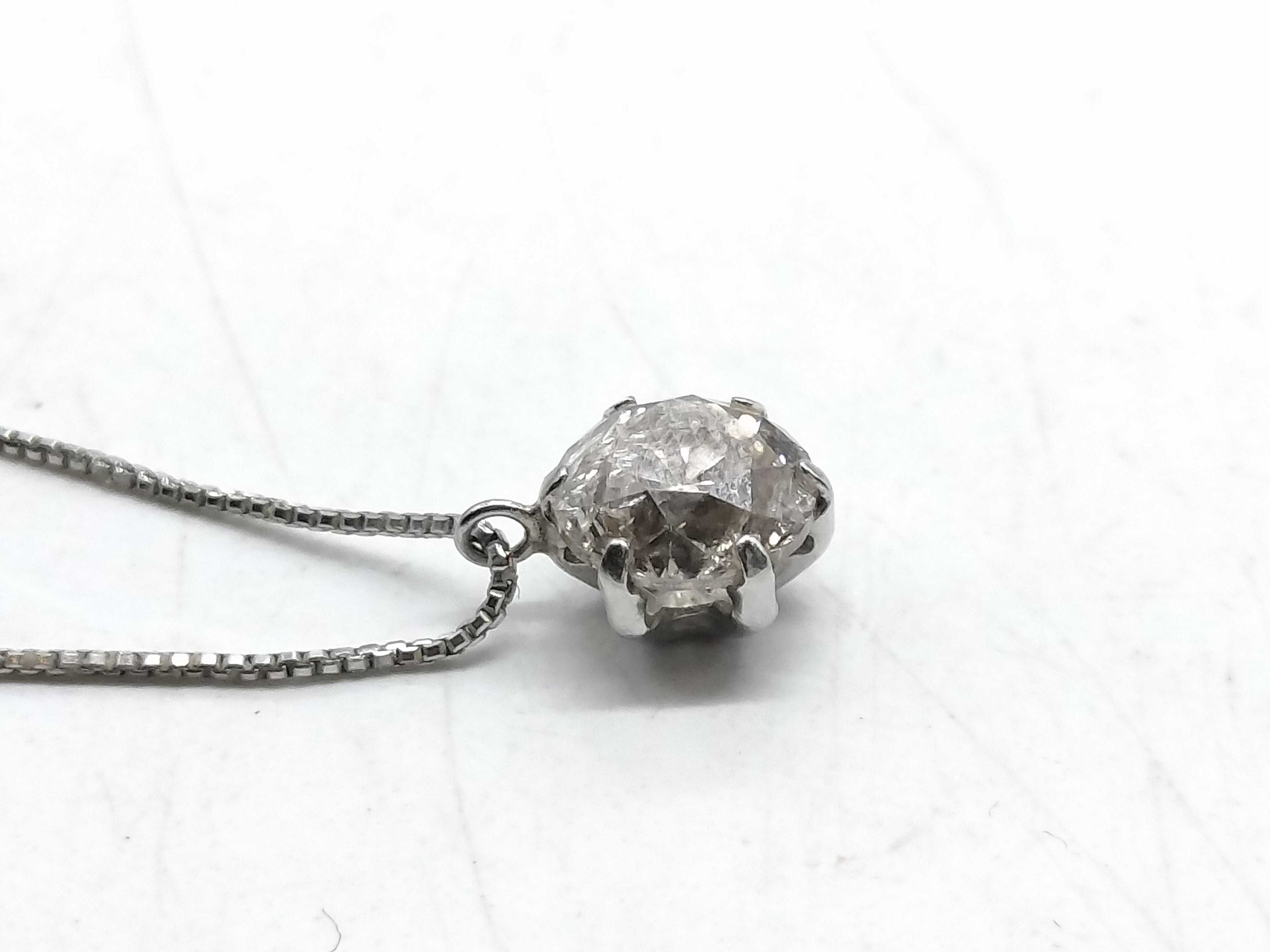 1.031 Carat Natural Diamond and Platinum Solitaire Pendant Necklace
