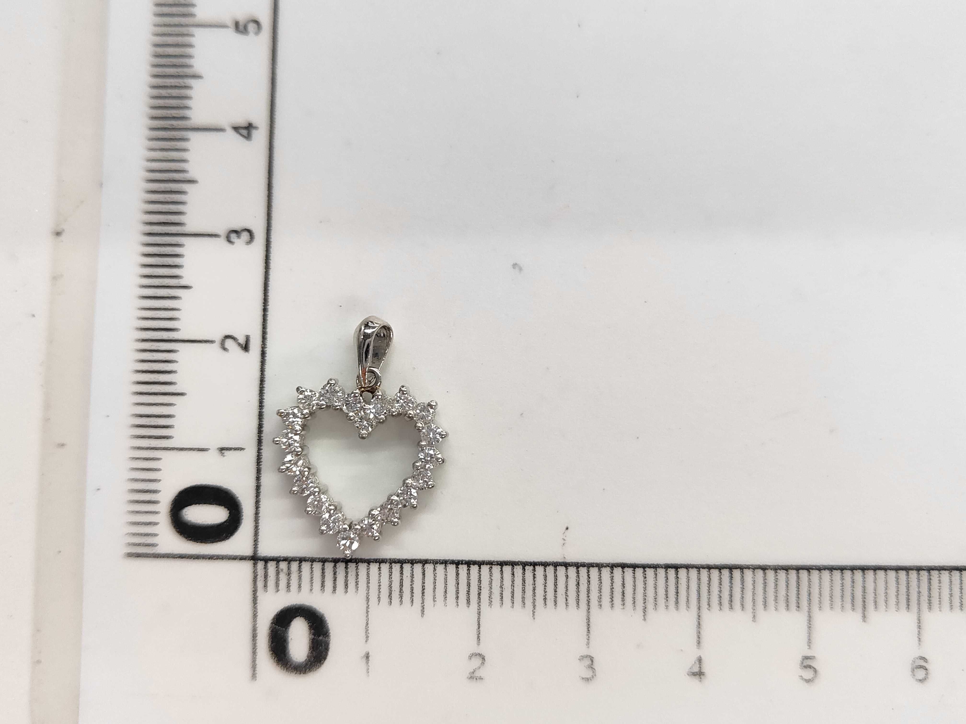 Diamond and Pt900 Platinum Heart Shaped Pendant, 2.8g