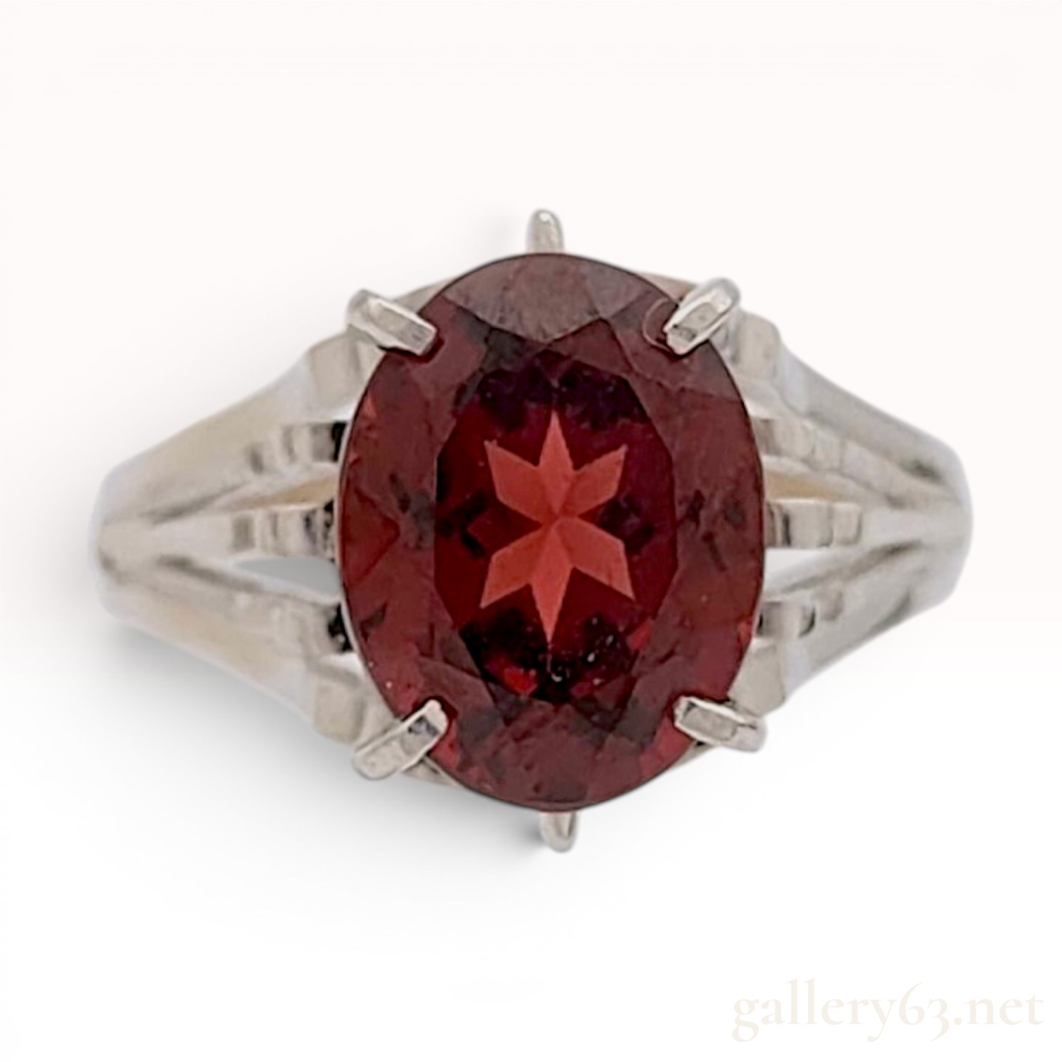14 Karat Two-Tone Gold and Garnet Cocktail Ring