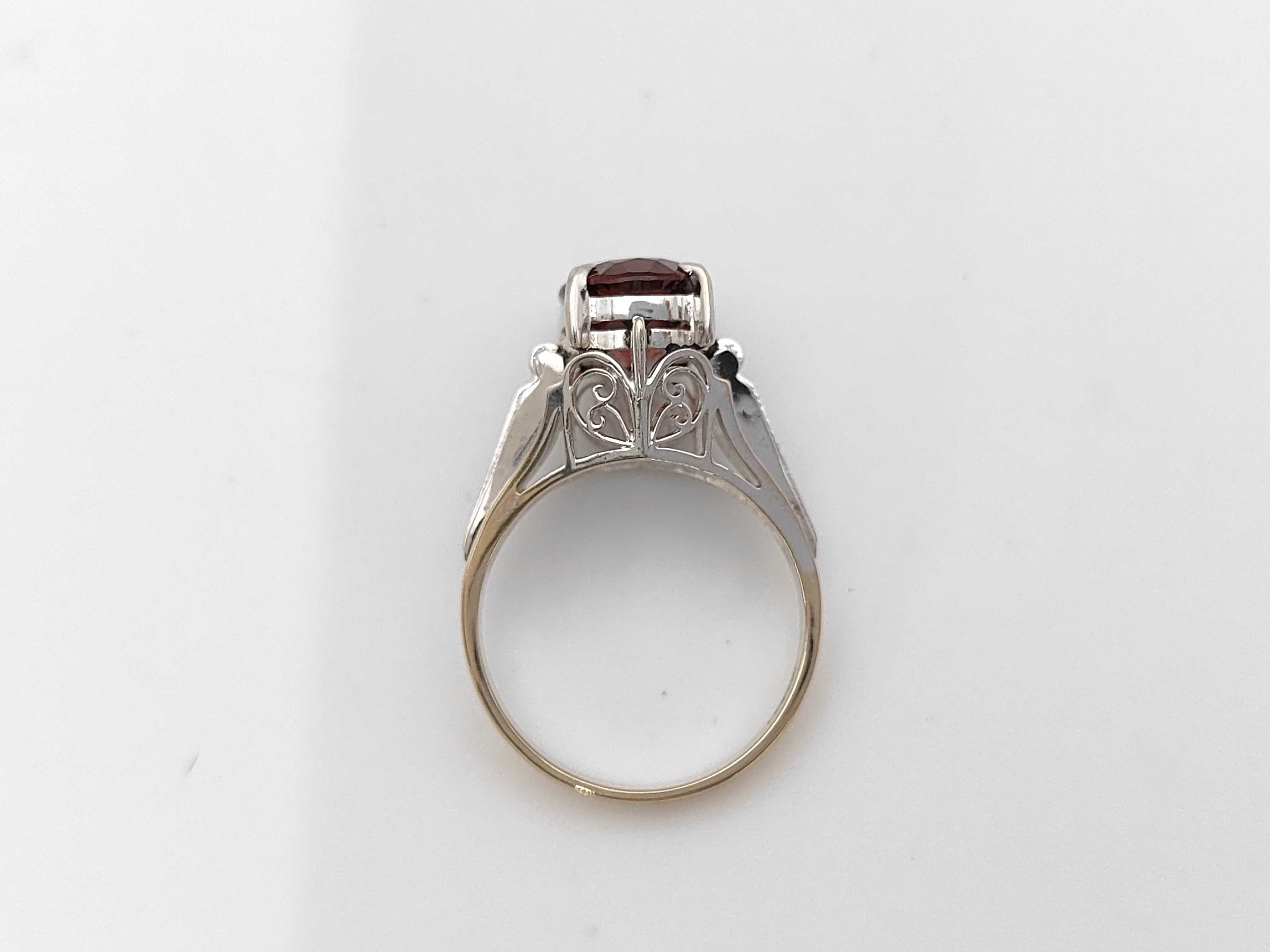 14 Karat Two-Tone Gold and Garnet Cocktail Ring