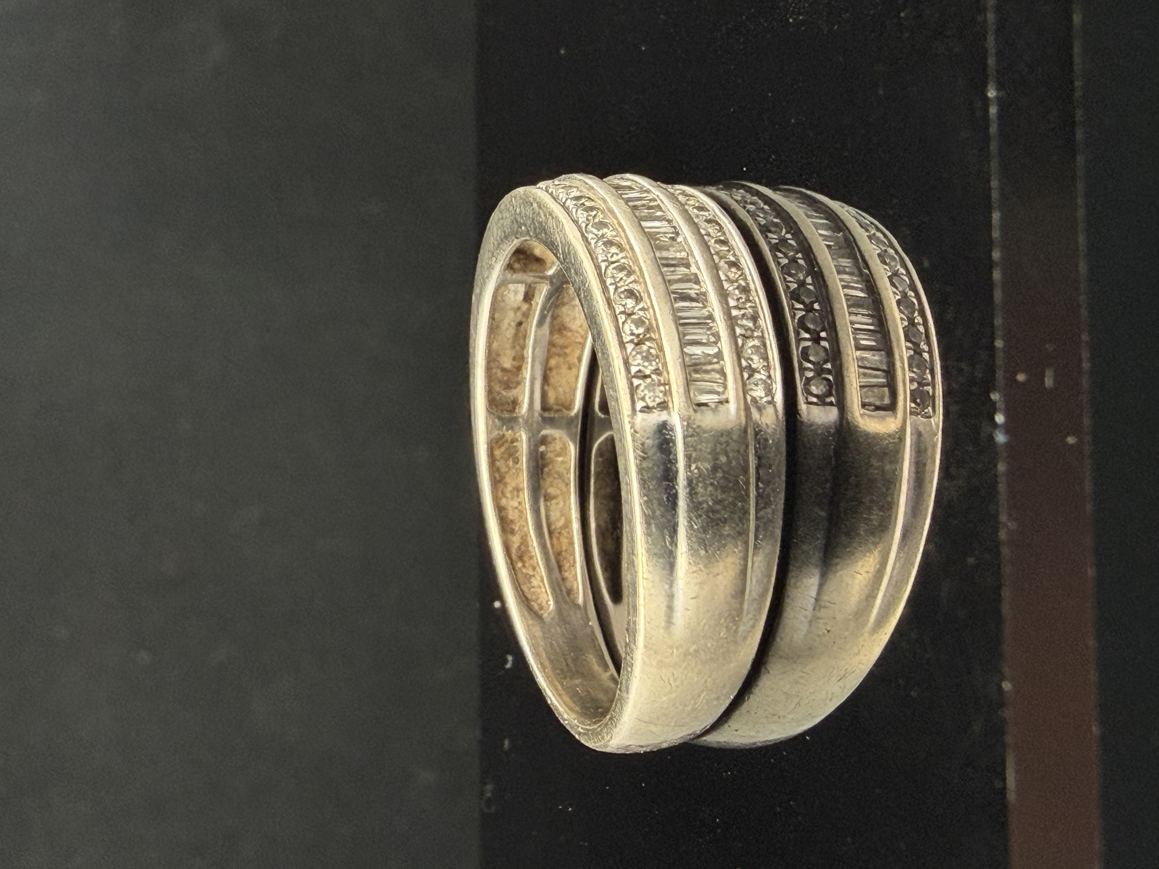 10K Natural Diamond Ring