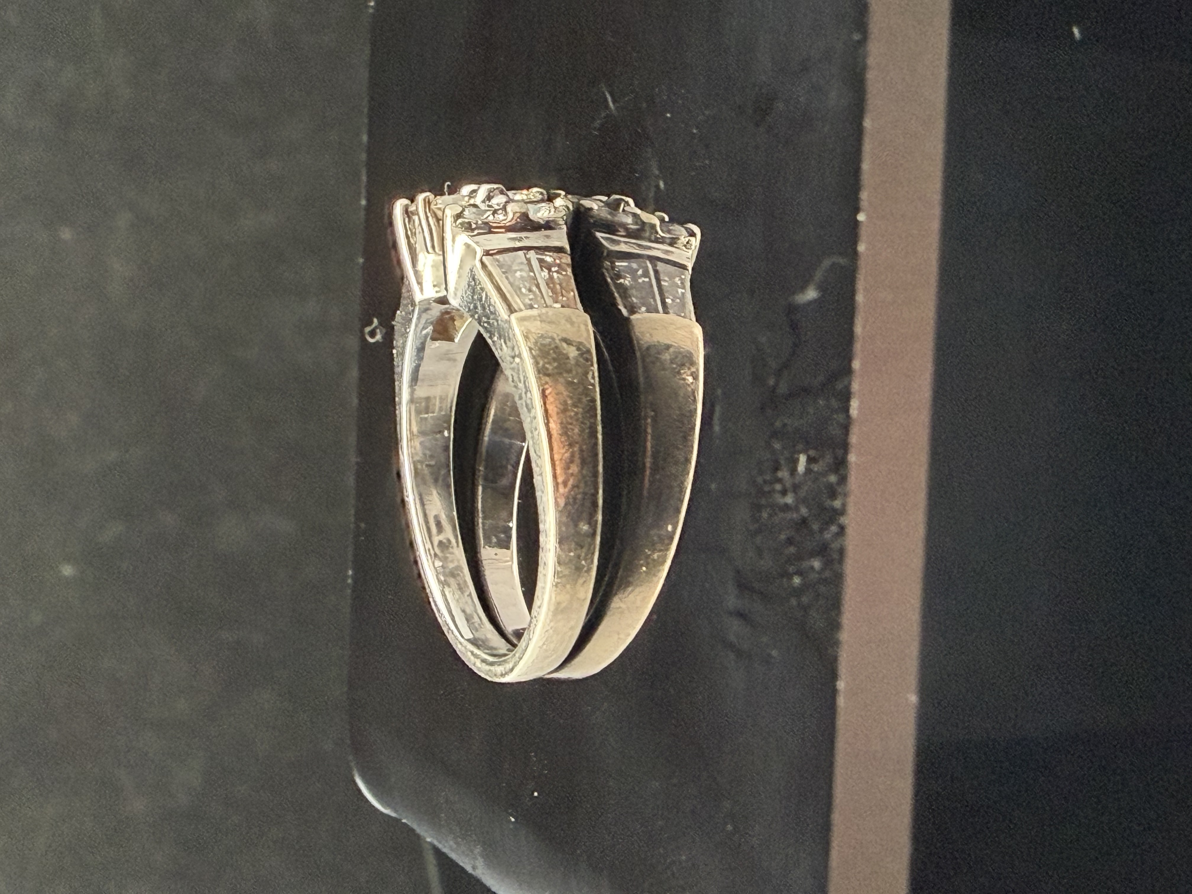 14K White Gold Diamond Ring